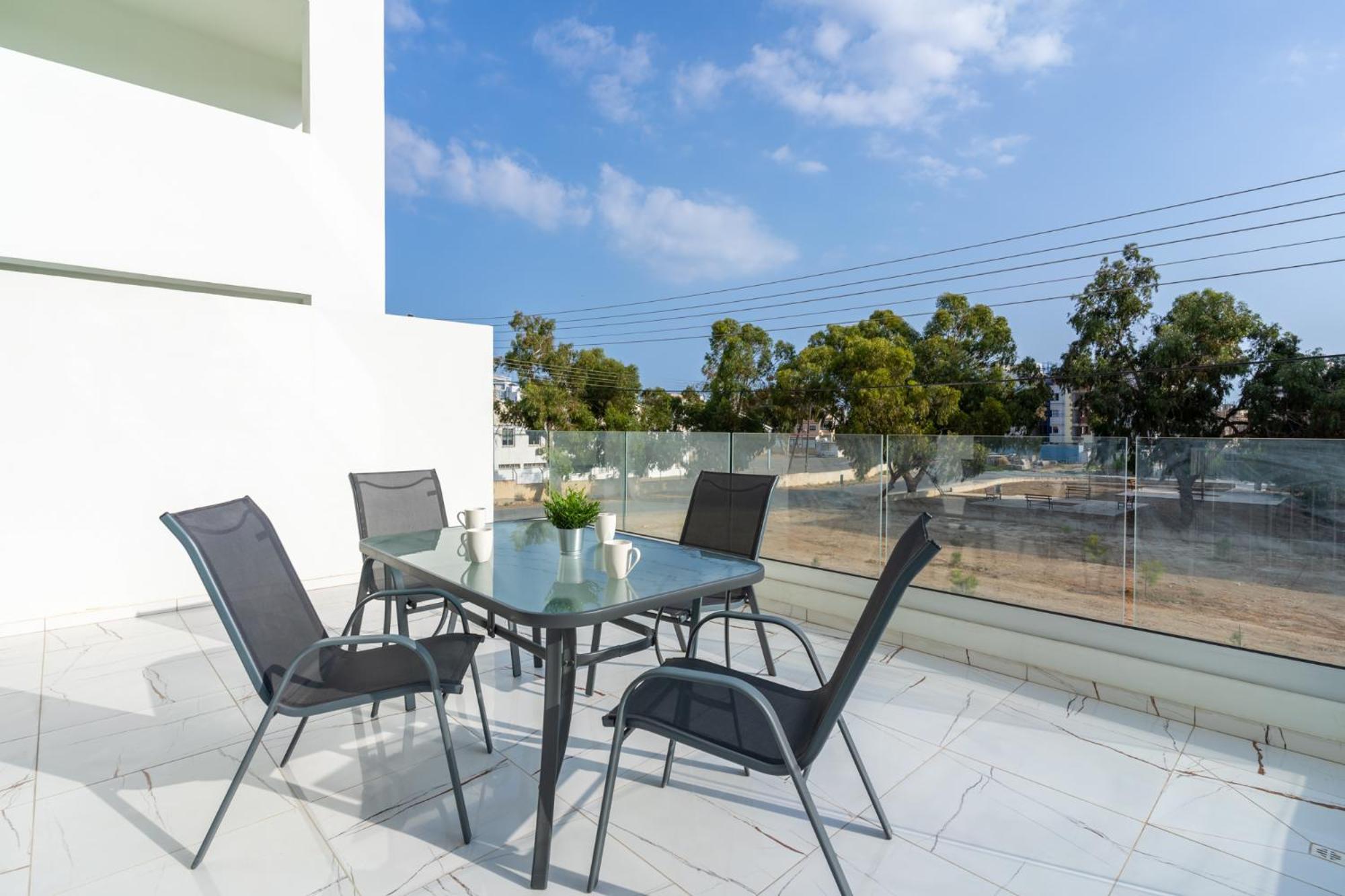 Artemis 1-bedroom In דירה